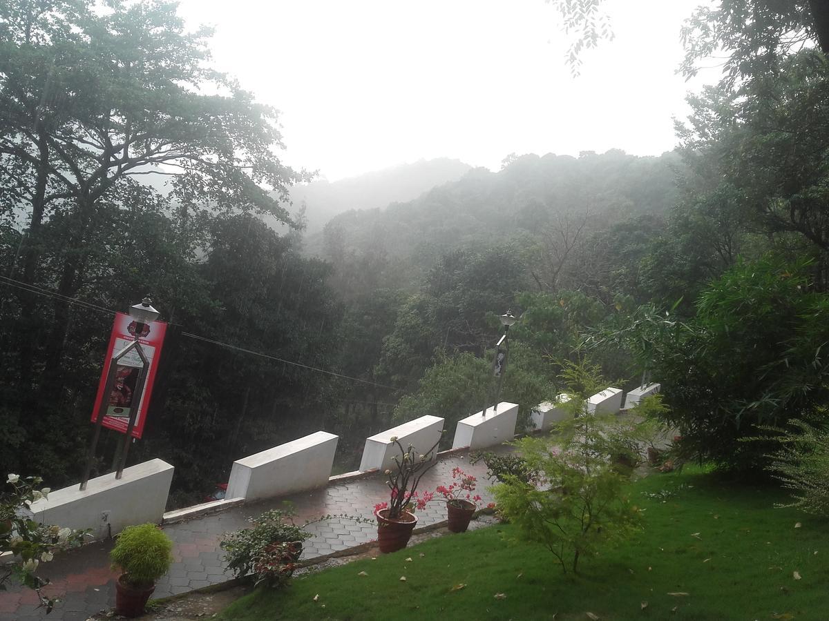 Paithal Resort Kannur Zewnętrze zdjęcie